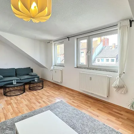 Apartment Air 6 *
